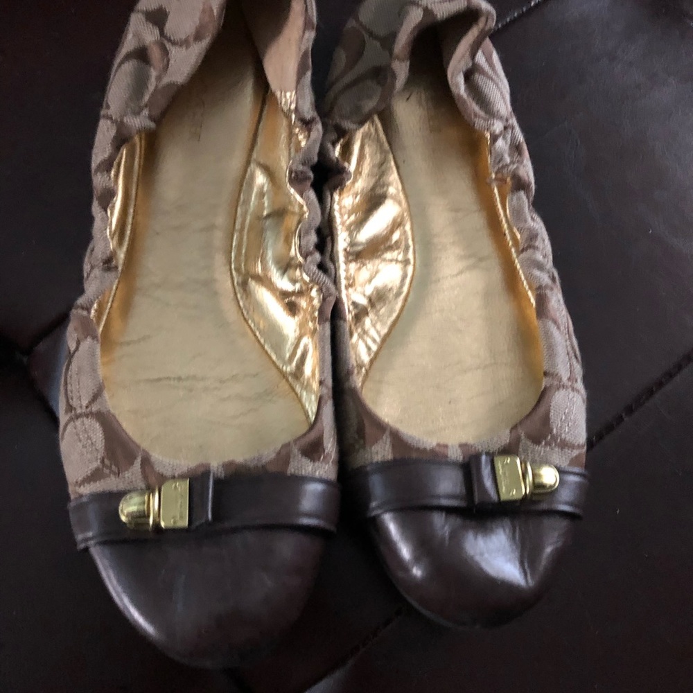 COPY - Coach flats. Size 7  EUC.  PRICED TO SELL.